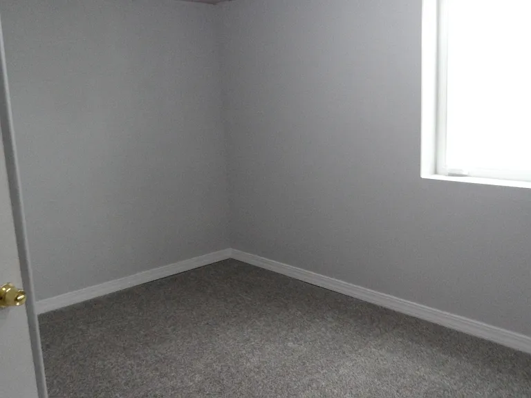 803 E Lyon St — Photo 10