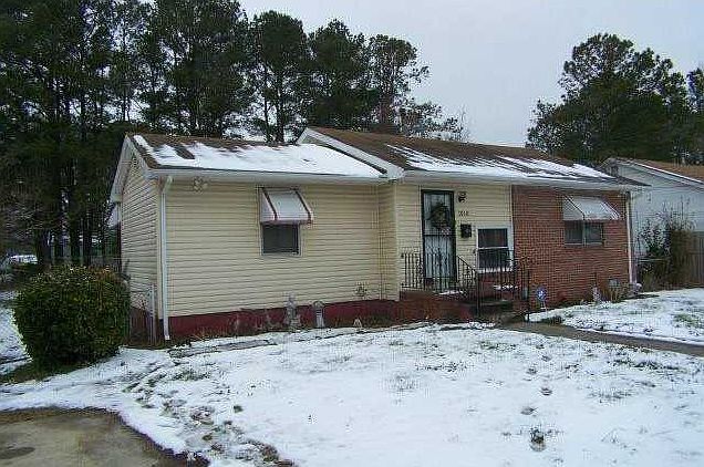 1st image of 1010 Clay St