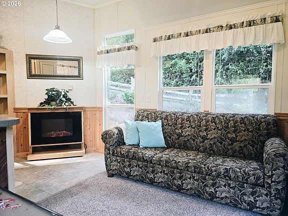 3rd image of 89491 Sutton Pl