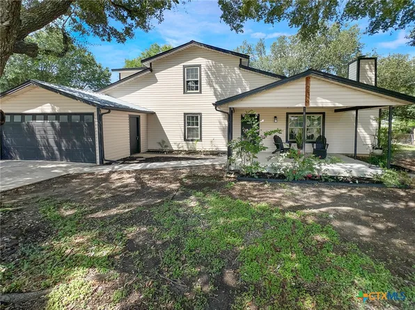 1204 Southpoint Dr, San Marcos, TX 78666