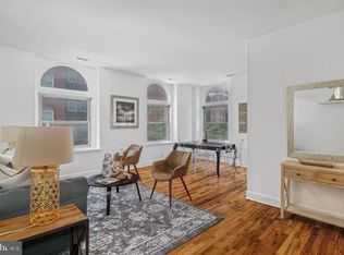 242 S 13th St APT D, Philadelphia, PA 19107