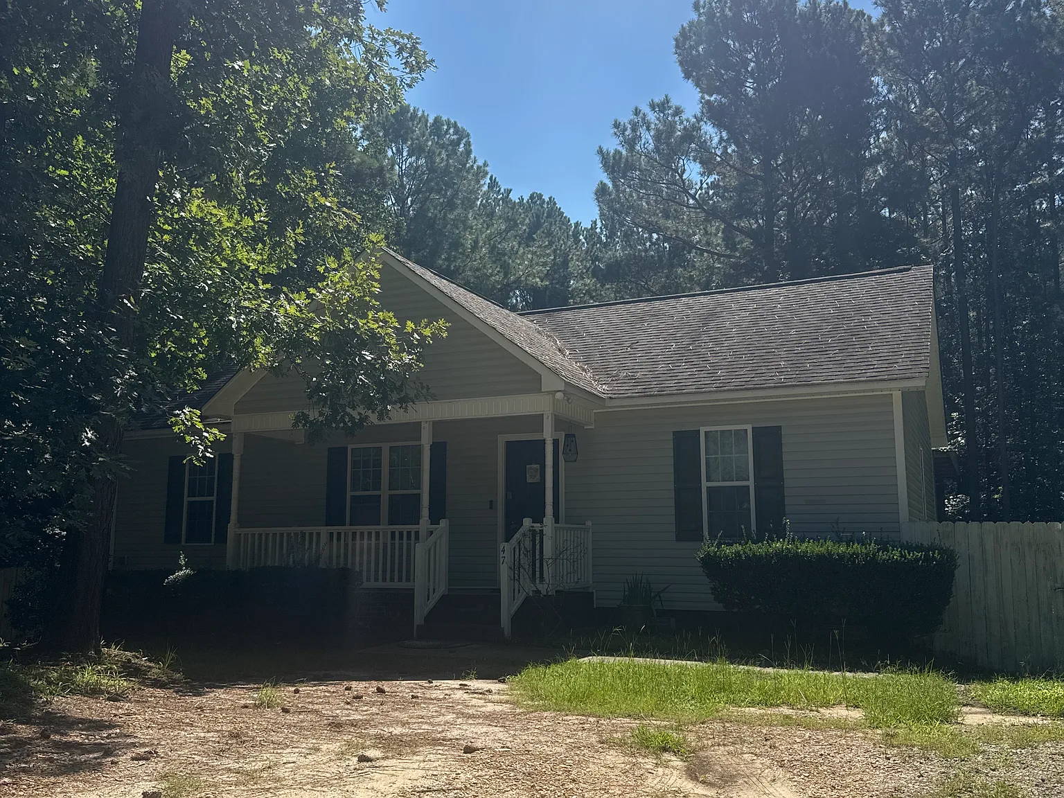 3 bed, 1144 sqft, $2,200 — Photo 1