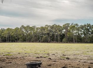 4 Country Hall Rd, Chiefland, FL 32626