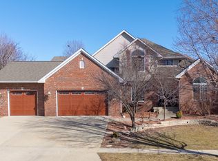 3808 Bridgeport Dr, Ames, IA 50010