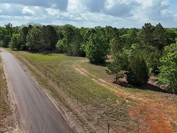 3rd image of 1026C An County Rd #2218