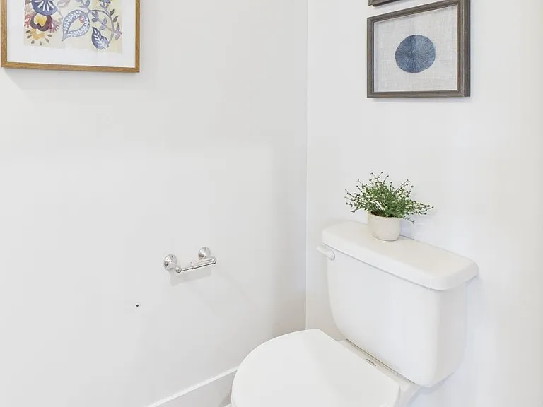 6922 Cosby Village Ter — Photo 10