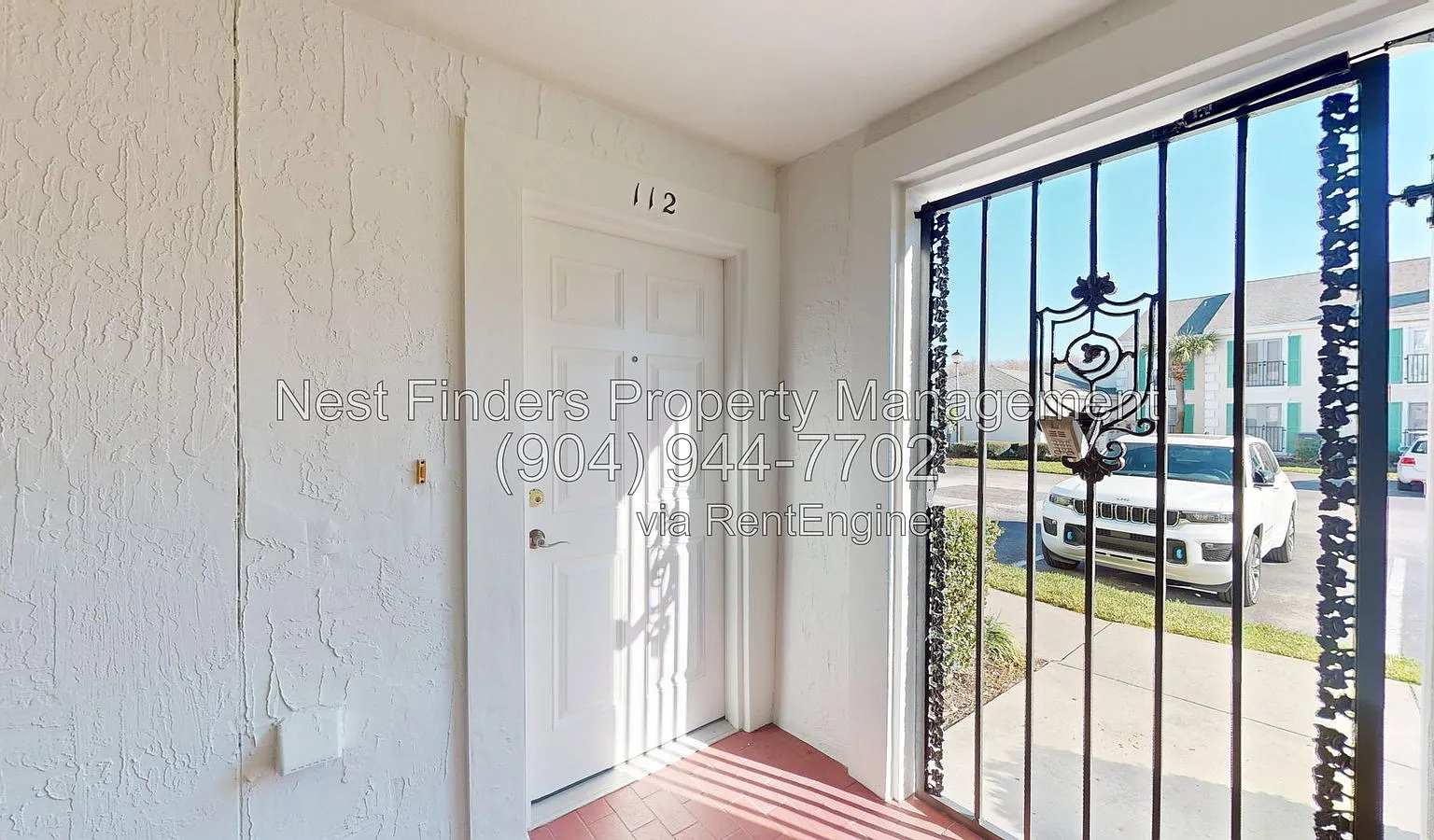 2 bed, 2.0 bath, 1160 sqft, $2,000 — Photo 2