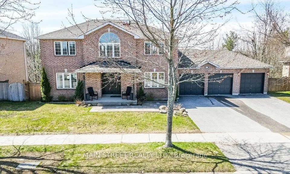 89 Silver Maple Cres #BASEMENT