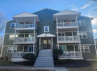 20 Abbey Rd APT 202, Leominster, MA 01453