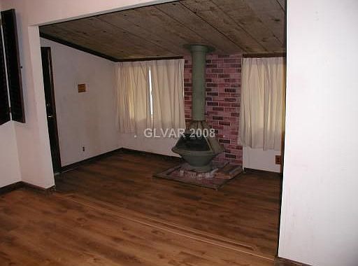 5th image of 339 Edelweiss Pl