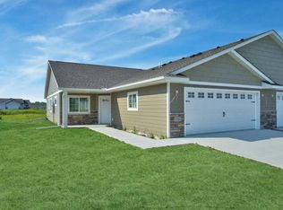 1702 11th St NE, Buffalo, MN 55313