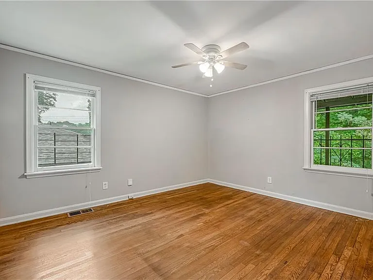 847 Gertrude Pl NW — Photo 9