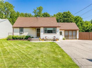 34 Downsview Dr, Rochester, NY 14606