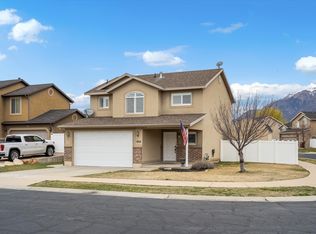 804 Willowbrook Rd, Pleasant View, UT 84404