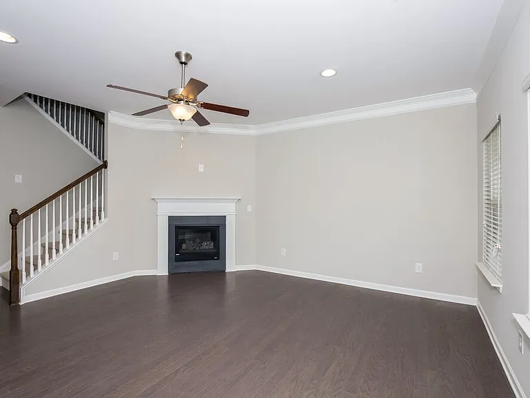 3270 Keady Mill Loop — Photo 8
