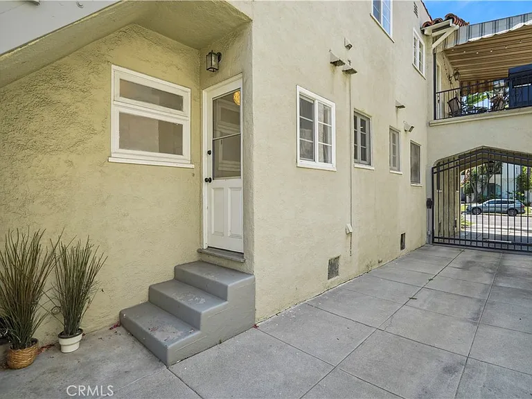 6145 W 6th St — Photo 41