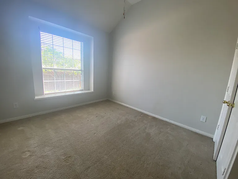 3620 Field Stone Dr — Photo 16