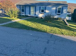 1915 Grant Ave, Altoona, PA 16602