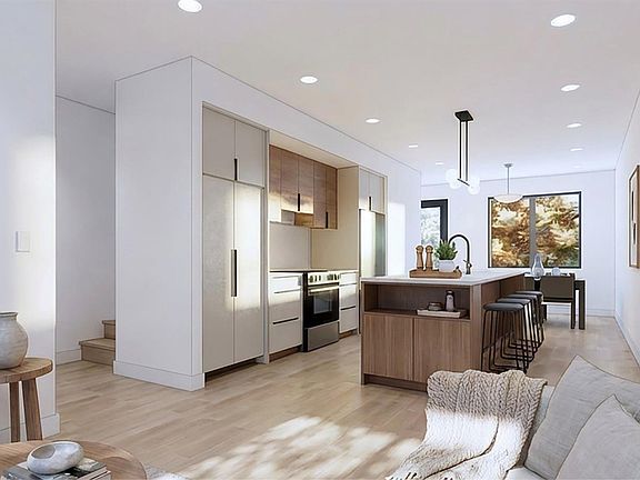 3rd image of 318 Bella St