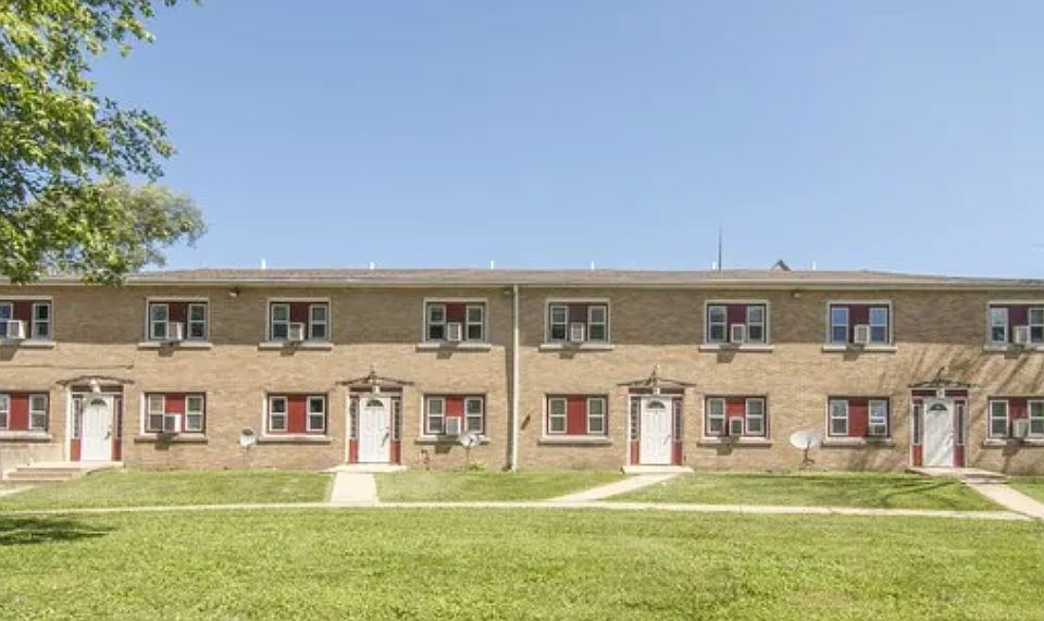 1st image of 163 N Rosewood Ave #11185605