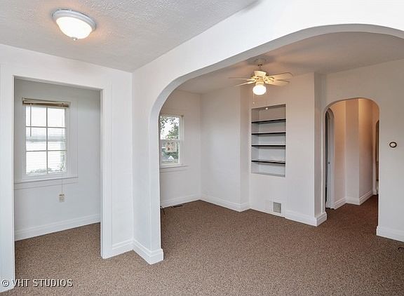 2nd image of 2840 Central Ave