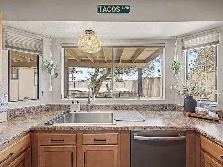 5871 N Edenbrook Ln — Photo 20