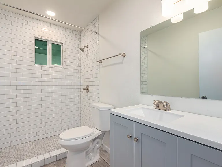 5107 N 28th Dr #3 — Photo 19