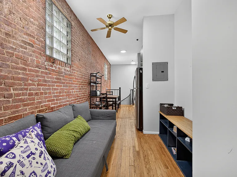 308 Madison St #4D — Photo 6