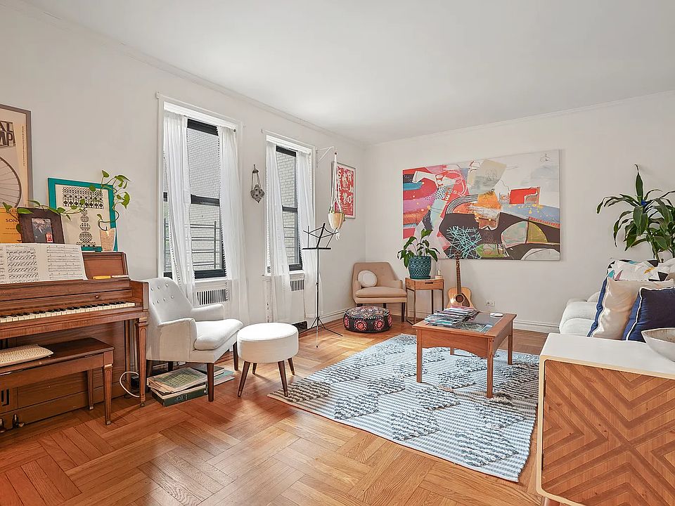 1st image of 95 Park Ter E APT 2D