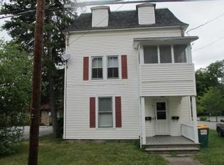 5 Church St, Hyde Park, NY 12538