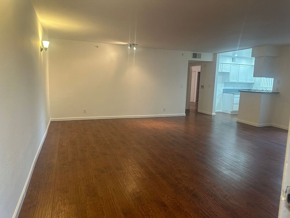 1st image of 2745 Piedmont Ave APT 101
