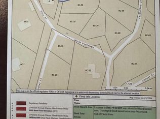 63 White Poplar Ln, Harpers Ferry, WV 25425
