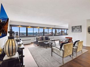 1920 S 1st St APT 906, Minneapolis, MN 55454