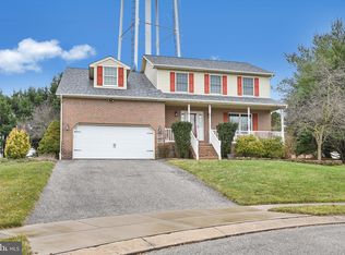 2860 Admire Springs Dr, Dover, PA 17315