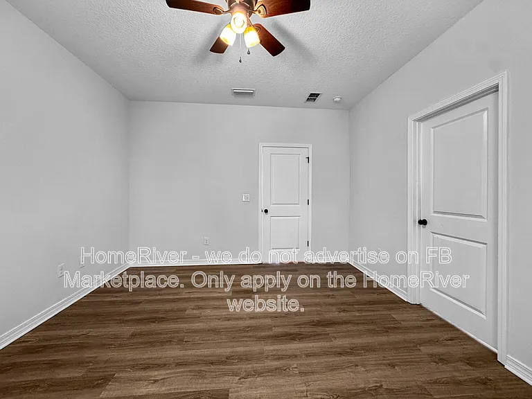 1717 Sound Haven Ct — Photo 10