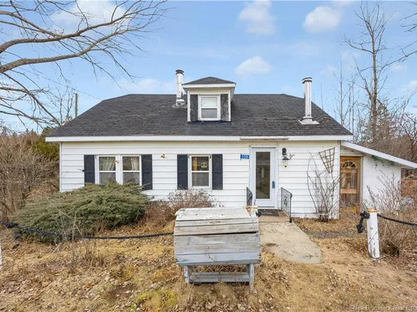 106 Letete Rd, Saint George, NB E5C 3H6