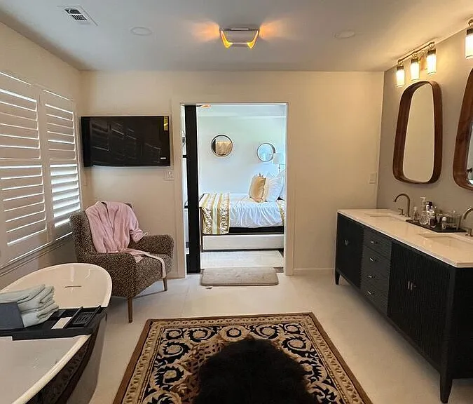 210 Mackenzie Ln — Photo 34