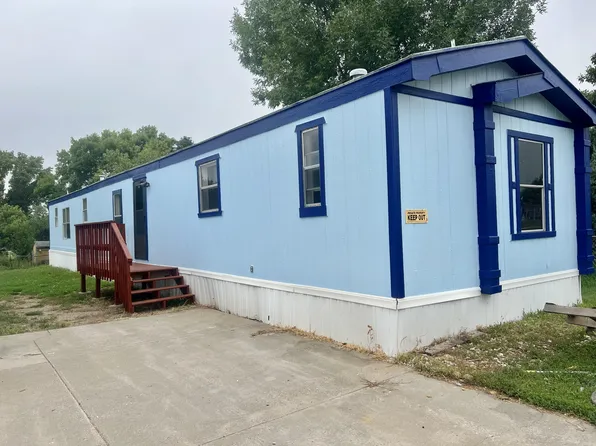 2407 E Sully Ave, Pierre, SD 57501