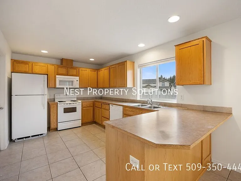 440 S Laguna Dr #A — Photo 9