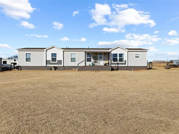 619 N 16th St, Thomas, OK 73669