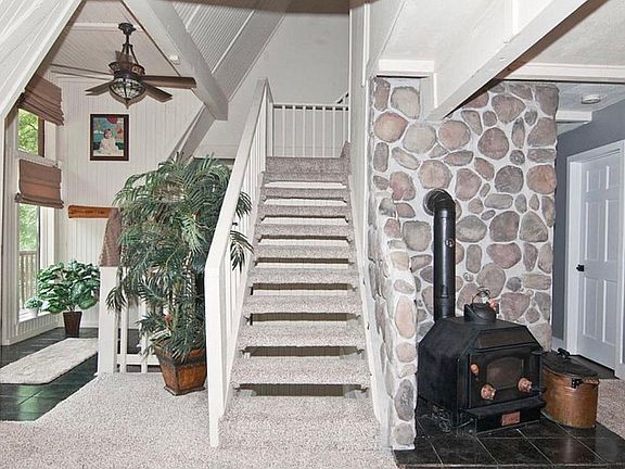 5th image of 854 Washington St #52