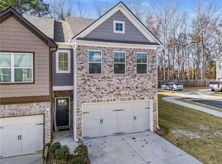 2132 Arnage Dr, Lithonia, GA 30058