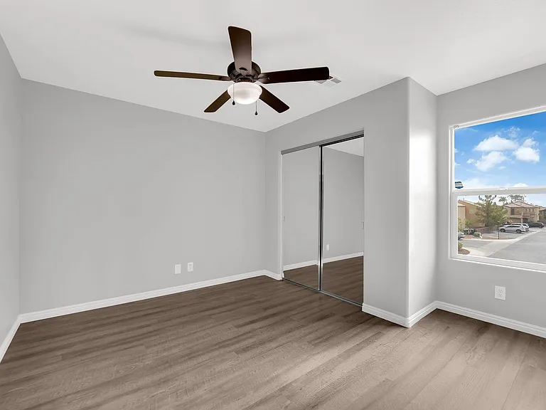 7470 Margollini St — Photo 4