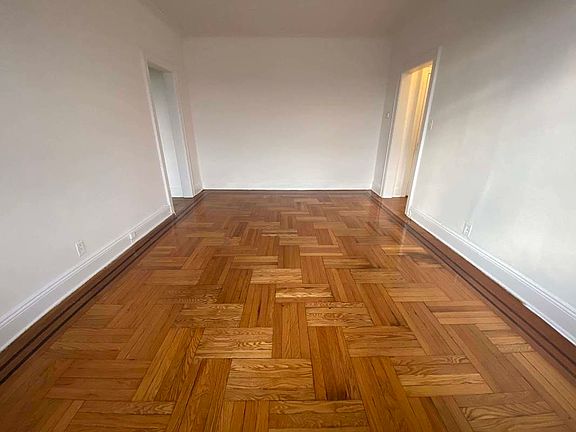 4th image of 6140 Saunders St APT E31