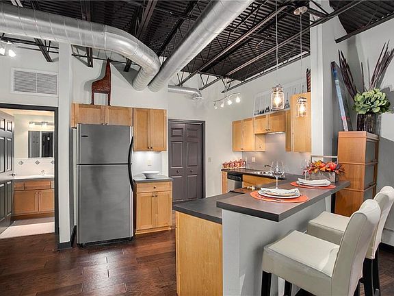 5th image of 313 E Lafayette St APT 101