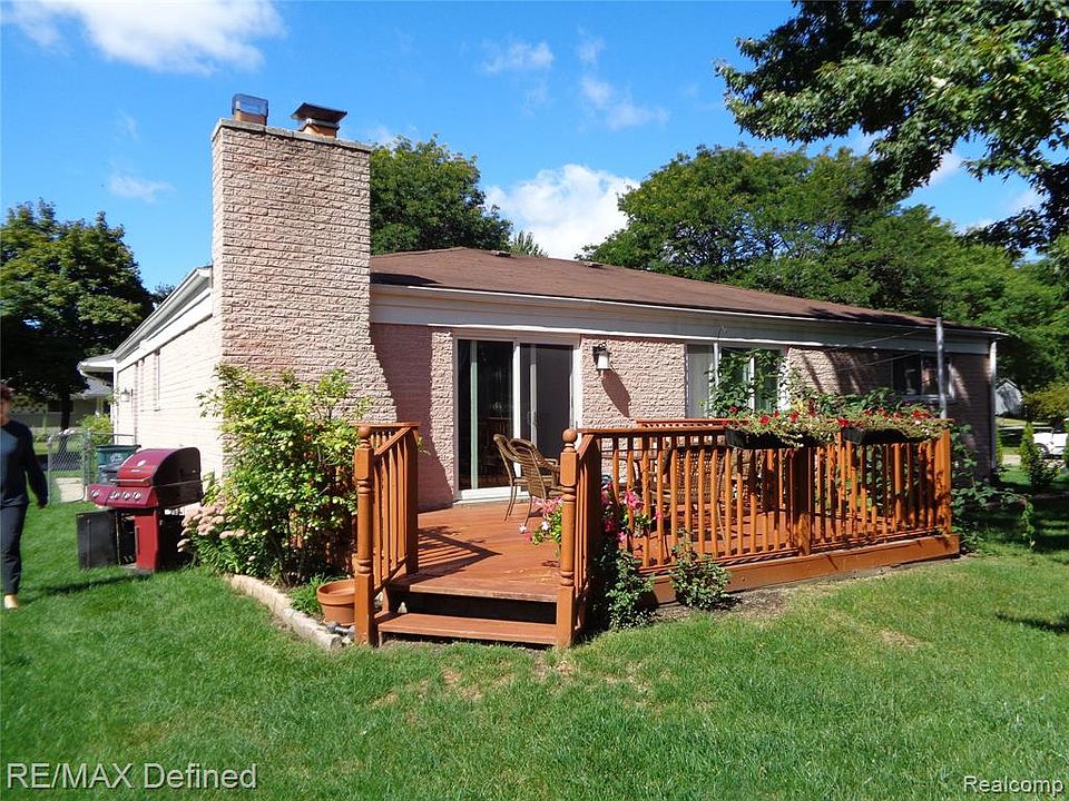 1st image of 3148 Otter Dr