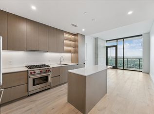 610 Davis St #4305, Austin, TX 78701