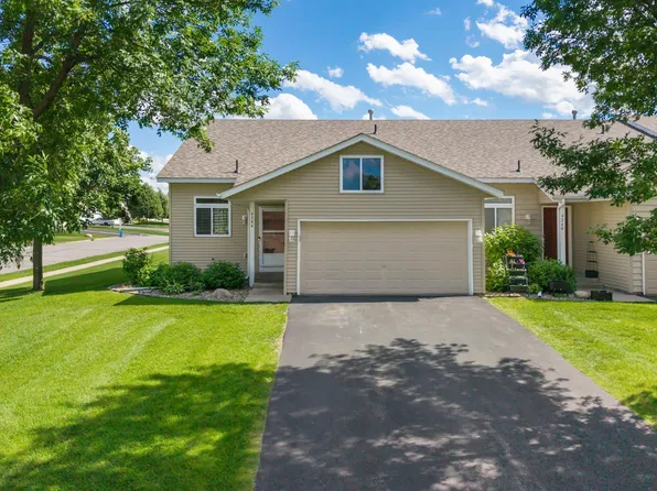 4244 Jarmann Ln, Shakopee, MN 55379