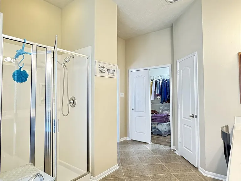 6106 Brookmall Dr — Photo 18