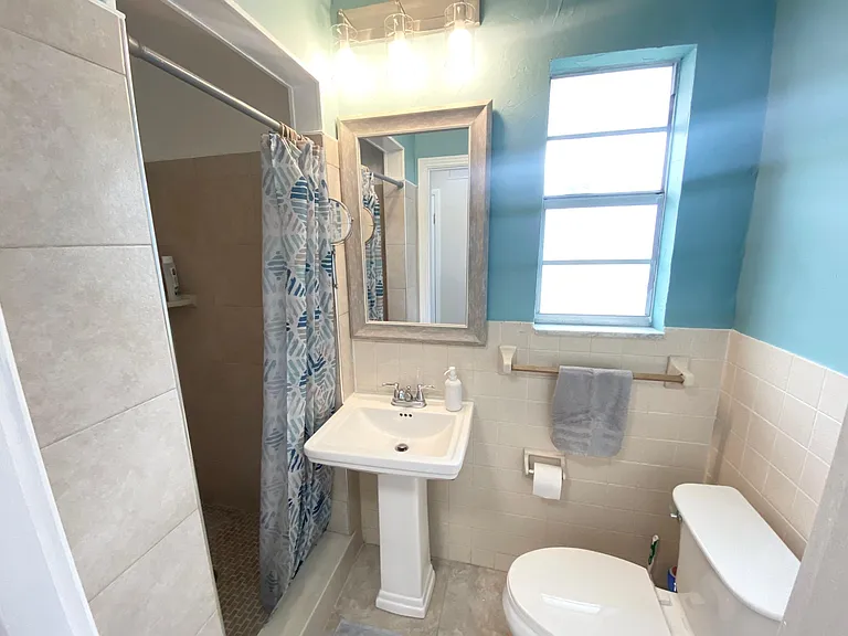 3936 Oriole Ave — Photo 11